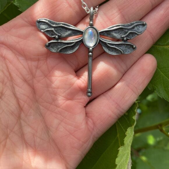 Bohemian Antique Silver tone Dragonfly Pendant Necklace Stone Accent adjustable - Picture 4 of 7